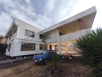Casa en venta de 3 dorm. en Lampa