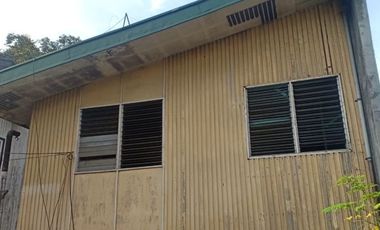 FOR SALE: Old House in 88 Cambridge Cubao, Quezon City