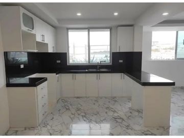 VENDO DEPARTAMENTO ESTRENO PUNTA BARANDUA (VISTA AL MAR)