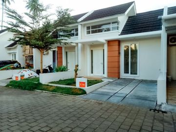 SATU-SATUNYA RUMAH PALING LARIS DAN TERMURAH DI MANADO