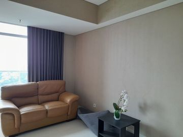 Apartemen Trillium Full Furnish View Pool and City