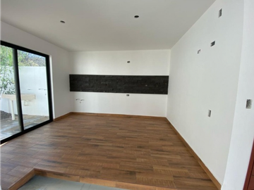 CASA EN VENTA EN SAN JUAN DEL RIO QUERETARO
