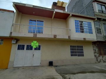 casa en venta en nueva floresta. Cod V16059