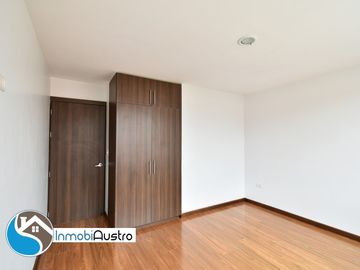 Venta de Apartamento Cerca del Super Stock