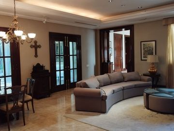 ESPECTACULAR CASA DE 1 PLANTA EN EL URO