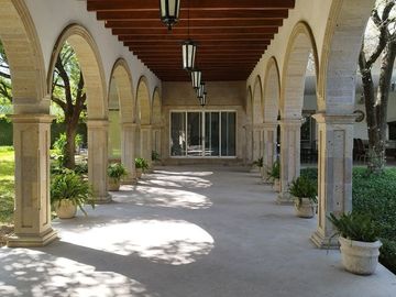 ESPECTACULAR CASA DE 1 PLANTA EN EL URO