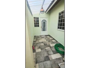 BRISAS DEL LAGO CASA EN LAS CUMBRES CASA EN VENTA