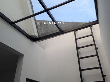 Rumah Baru Modern Tropical Di Sektor 9 Bintaro Cw 18702