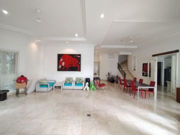 Town House di Cilandak dgn Kolam Renang & Unit Bagus Kondisi Semi Furnished HSE-A0523