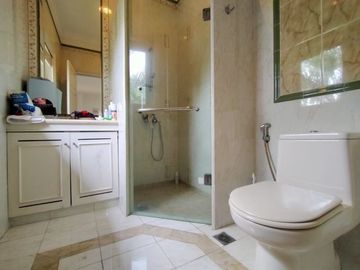 Town House di Cilandak dgn Kolam Renang & Unit Bagus Kondisi Semi Furnished HSE-A0523