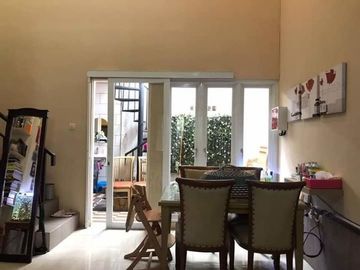 Rumah Asri dan Nyaman Dekat Cikutra dan ITENAS