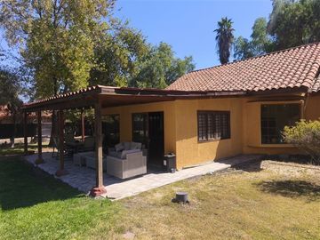 Casa en venta de 4 dorm. en Lampa