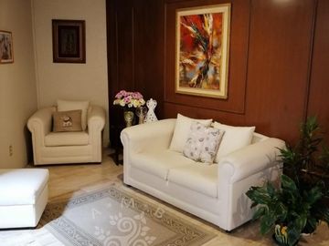PRECIOSA RESIDENCIA  EN LOMAS HIPÓDROMO