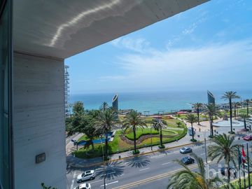 HERMOSO DUPLEX 4 DORMITORIOS EN VENTA FRENTE AL MAR EN MALECON