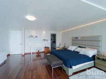 HERMOSO DUPLEX 4 DORMITORIOS EN VENTA FRENTE AL MAR EN MALECON