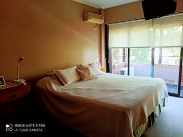 VENTA TRIPLEX EN SAAVEDRA
