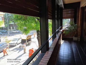VENTA TRIPLEX EN SAAVEDRA