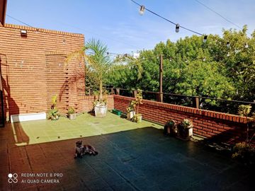 VENTA TRIPLEX EN SAAVEDRA