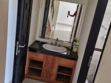 Rumah Cantik di Cluster Taman Cemara Harapan Indah Bekasi