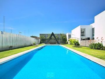 Casa en Condominio  3 Rec. 153 m2 , con alberca a 20 minutos de Cuernavaca, Mor.