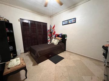 SE VENDE CASA EN Avenida José María Pino Suárez 210, Central Autobuses, Nuevo Centro de Monterrey, Monterrey, Nuevo León, 64018, MEX