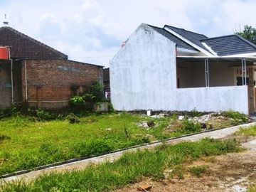 Jual Rumah Kolonial Type 36/70 Siap KPR Di Utara Kota Klaten