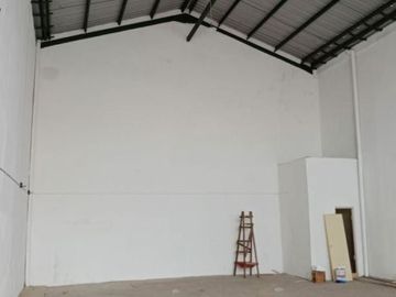Gudang Jl Gunung Anyar Hdp Selatan Ukiaw