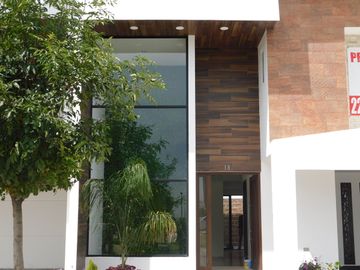 CASA EN VENTA EN LOMAS DE ANGELOPOLIS PARQUE GUANAJUATO SAN ANDRES CHOLULA PUEBLA