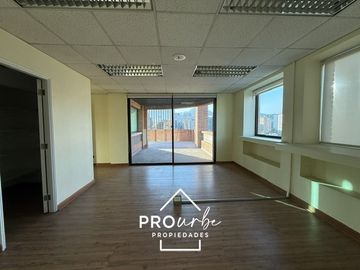 Oficina piso completo. 10 estac. Rosario Sur/Metro Manquehue