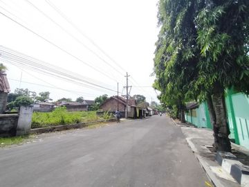 Tanah Strategis dan Murah di Selatan Jl. jogja-Solo