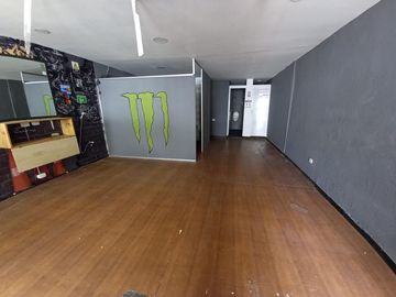 casa-local en arriendo/venta en las delicias. Cod V10651