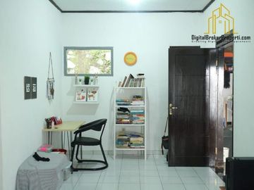 Rumah dalam komplek yang Asri dii Jatihandap Bandung | ACHMADROKHMAN