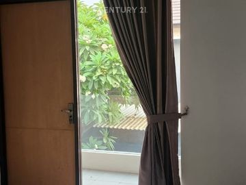 Rumah Hommy 2 Lantai Dekat Stasiun Bintaro Am17560