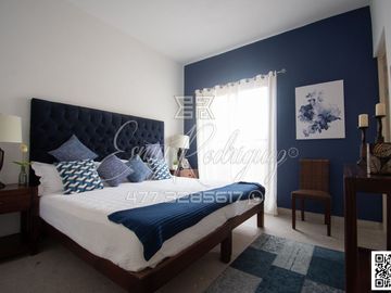 DEPARTAMENTO EN VENTA, SAN MIGUEL DE ALLENDE, FRACC. PRIVADO,  3 REC, 1ER PISO