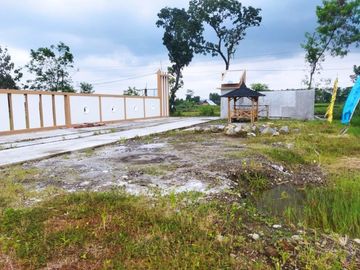 Rumah Komersil termurah siap KPR hanya 170jtan di Menden, Kebonarum