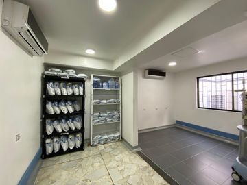 casa en venta en tequendama. Cod V16627