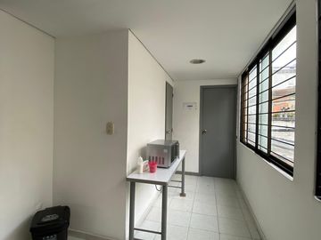 casa en venta en tequendama. Cod V16627