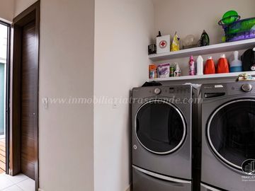 Residencia de Lujo en Venta en Virreyes, Zona Andares, Zapopan, Jal.