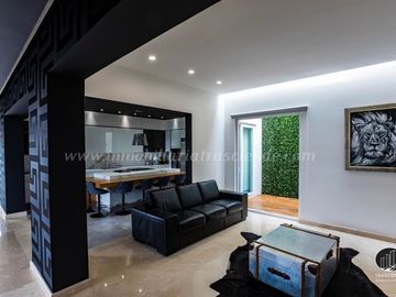 Residencia de Lujo en Venta en Virreyes, Zona Andares, Zapopan, Jal.