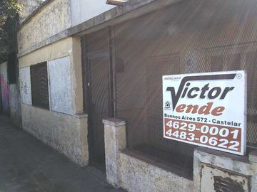 Casa en venta en Castelar Sur