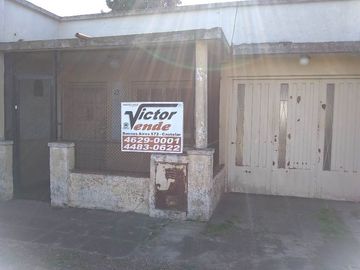 Casa en venta en Castelar Sur