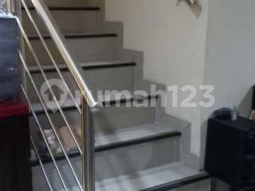 Rumah 2 Lantai di Cluster Graha Orlandost Bintaro Sektor 6