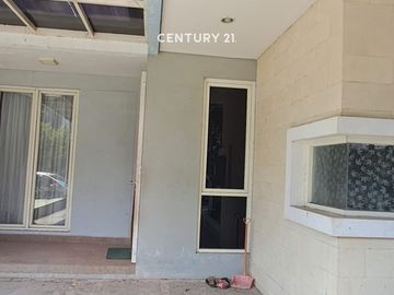 Dijual Cepat Rumah 2 Lantai Cluster Lavesh Harapan Indah