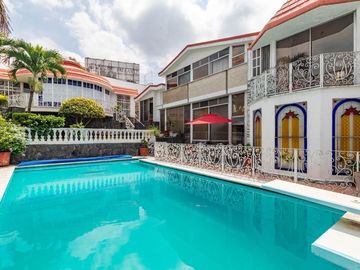 PRECIOSA VILLA EN VENTA