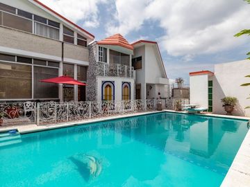 PRECIOSA VILLA EN VENTA