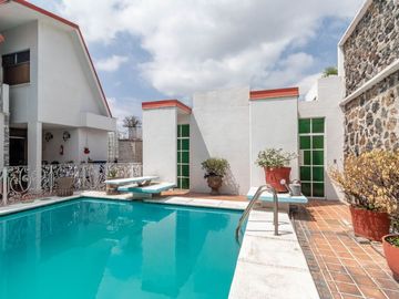 PRECIOSA VILLA EN VENTA