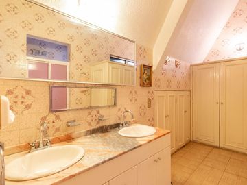 PRECIOSA VILLA EN VENTA