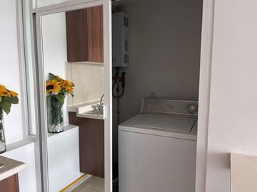 DEPARTAMENTO  EN VENTA PERIFÉRICO 180 ZONA SAN PEDRO DE LOS PINOS