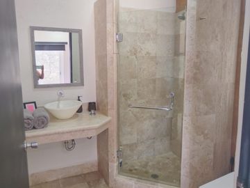 FABULOSA CASA EN RENTA POR NOCHE EN BRISAS DEL MARQUEZ, ACAPULCO DIAMANTE