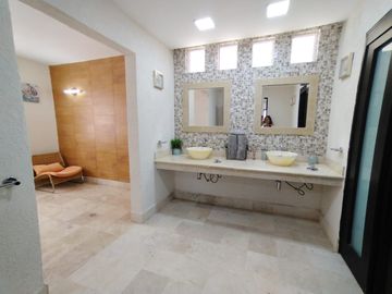 FABULOSA CASA EN RENTA POR NOCHE EN BRISAS DEL MARQUEZ, ACAPULCO DIAMANTE
